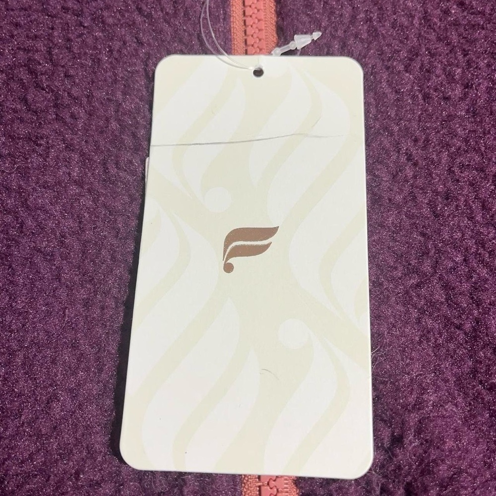 537-Fabletics Purple and tan Sherpa fleece pullover with 1/4 zip #sherpa… - Picture 7 of 8